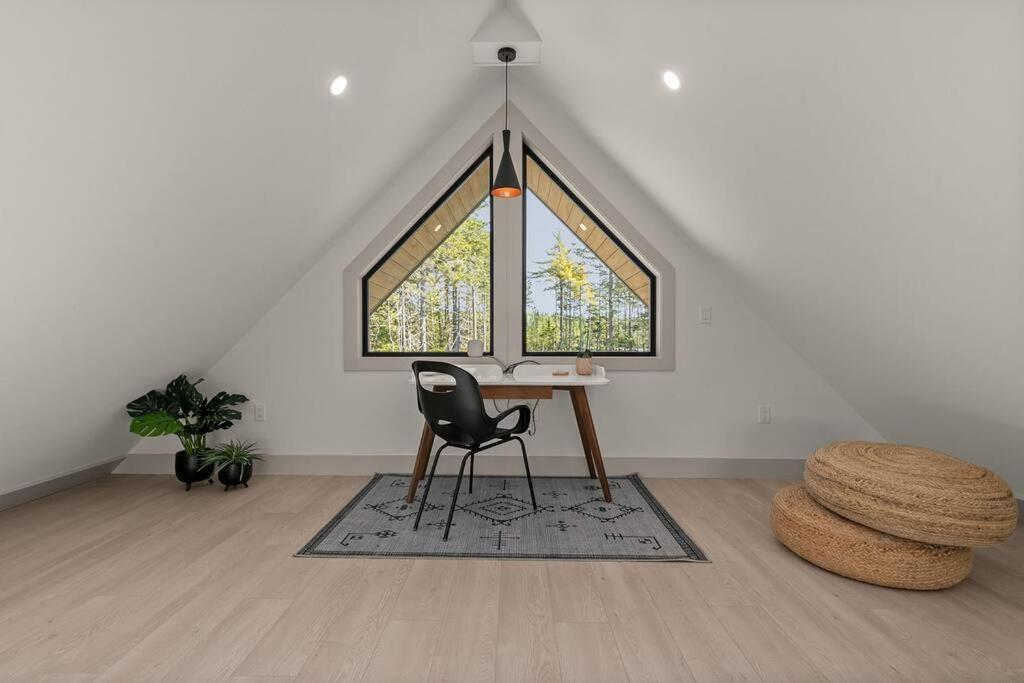 Numinous Cottage Long Lake Oasis Centre Rawdon Екстер'єр фото