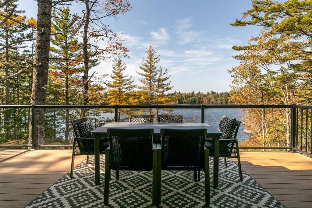 Numinous Cottage Long Lake Oasis Centre Rawdon Екстер'єр фото