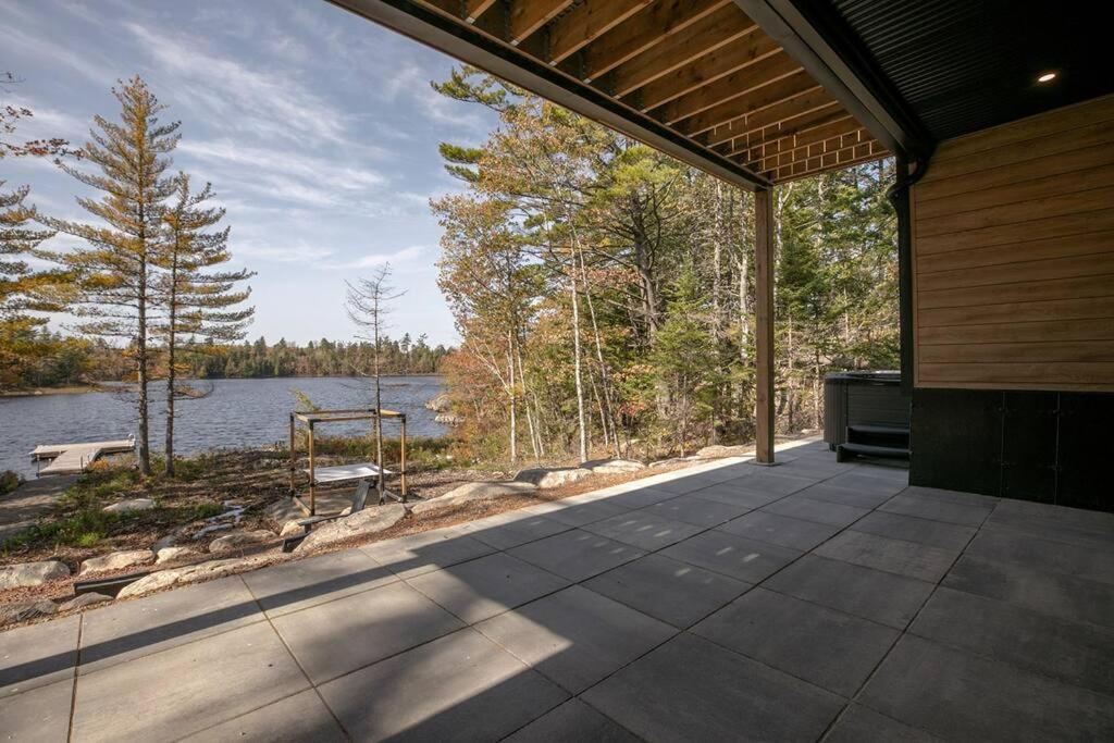 Numinous Cottage Long Lake Oasis Centre Rawdon Екстер'єр фото