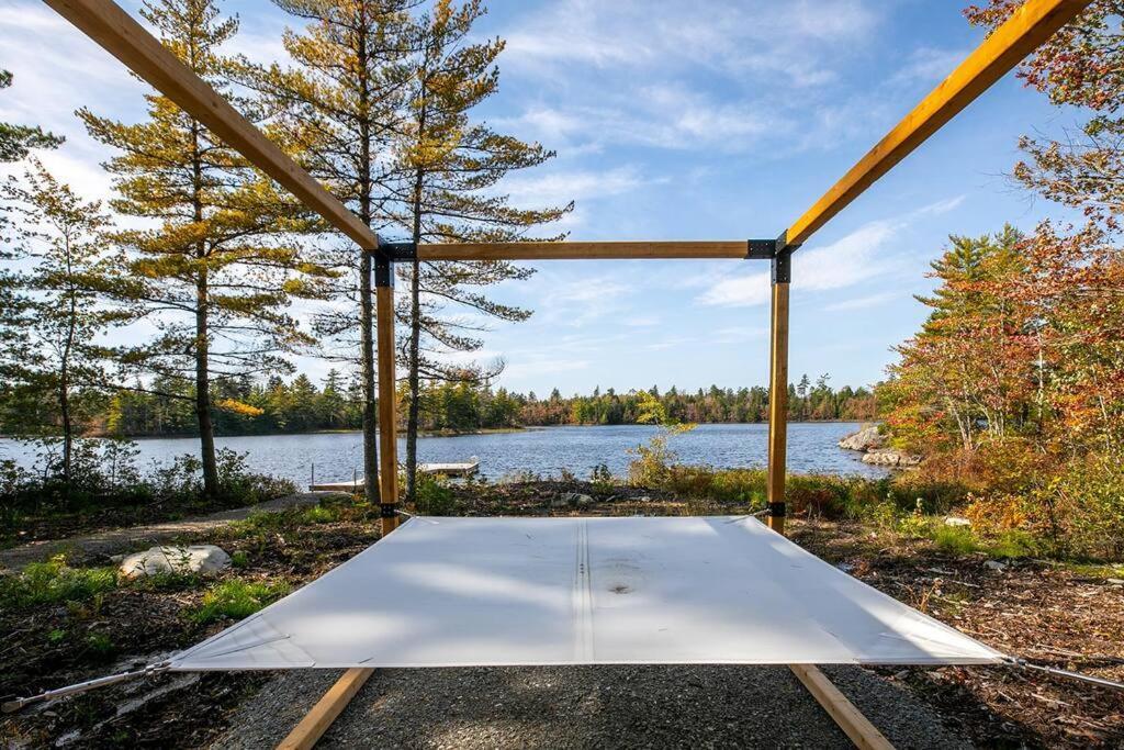 Numinous Cottage Long Lake Oasis Centre Rawdon Екстер'єр фото