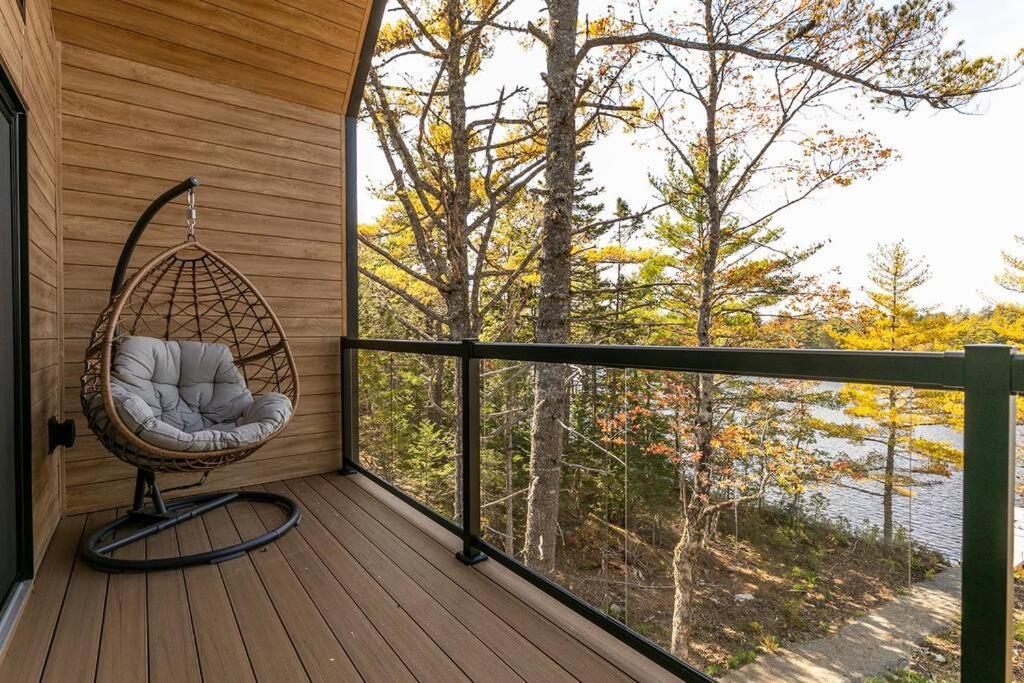 Numinous Cottage Long Lake Oasis Centre Rawdon Екстер'єр фото